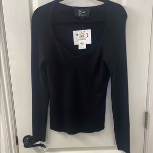 Nina Parker Black Fitted Long Sleeve Blouse